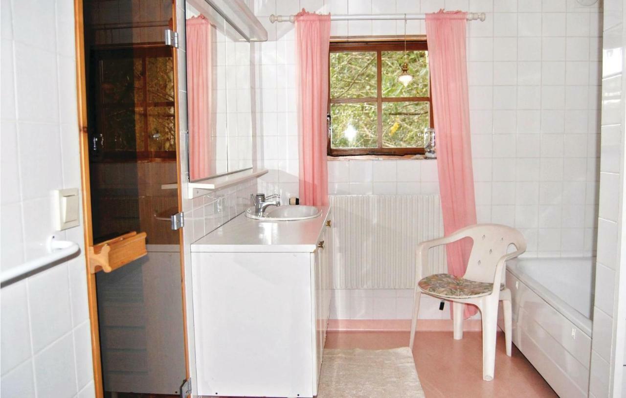 Gorgeous Home In Ruda With Kitchen ภายนอก รูปภาพ